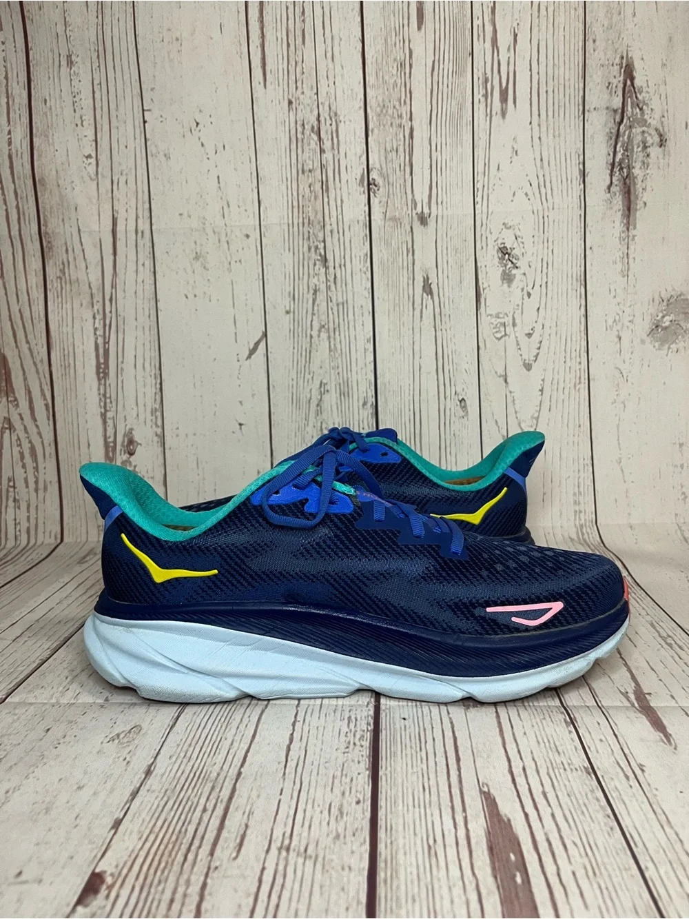 Hoka One One Clifton 9 Women's Size 9B Bellwether Blue Running Shoes